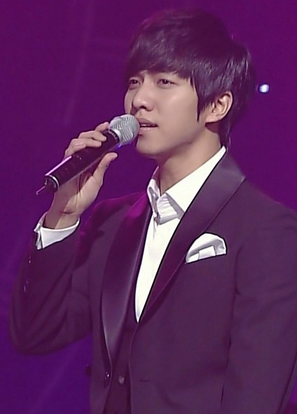 Lee Seung-Gi (이승기)
