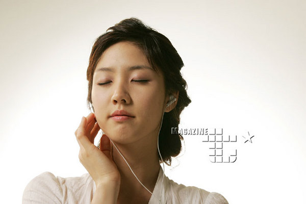 Lee Soo-Kyung (이수경)