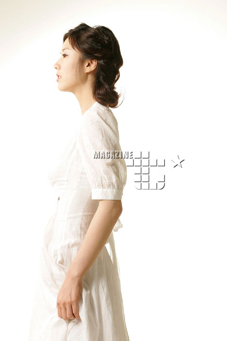 Lee Soo-Kyung (이수경)
