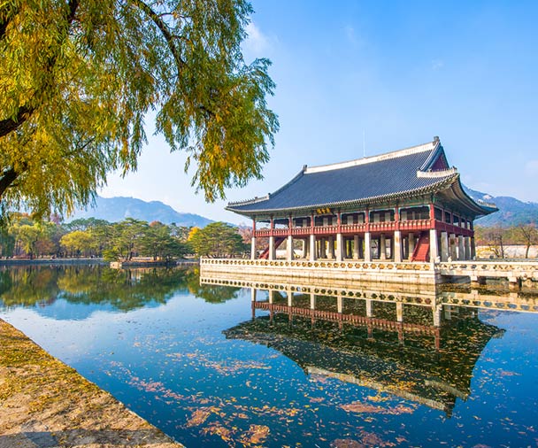 Gyeongbokgung Palace and Gyeonghoeru Pavilion