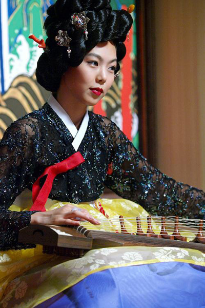 Kim Min-Hee (김민희)