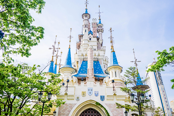 Остров Magic Island в Парке развлечений Лотте Ворлд