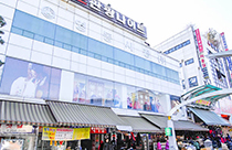 />Suwon Paldalmun Market