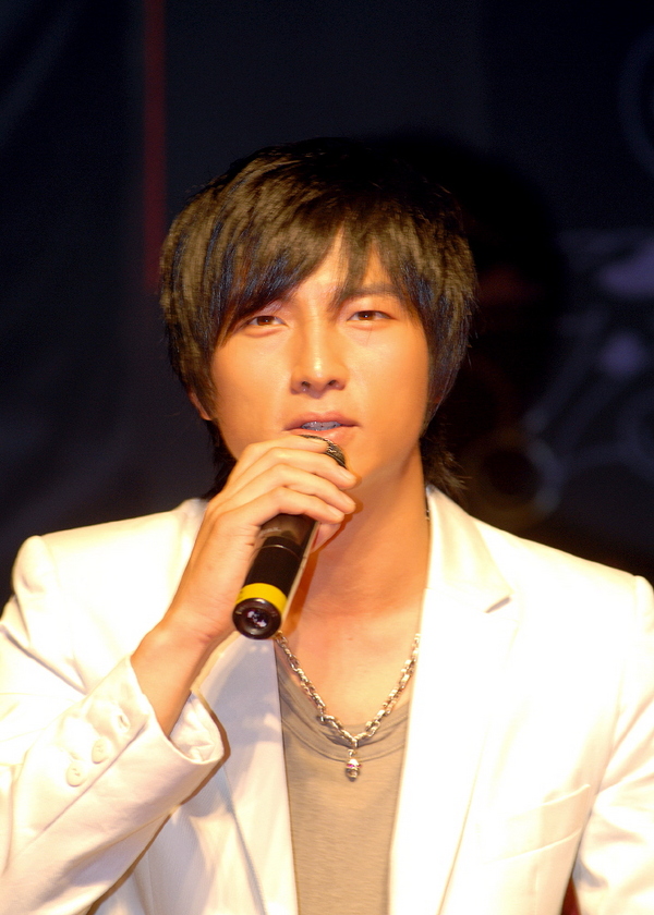 Park Geon-hyeong (박건형)