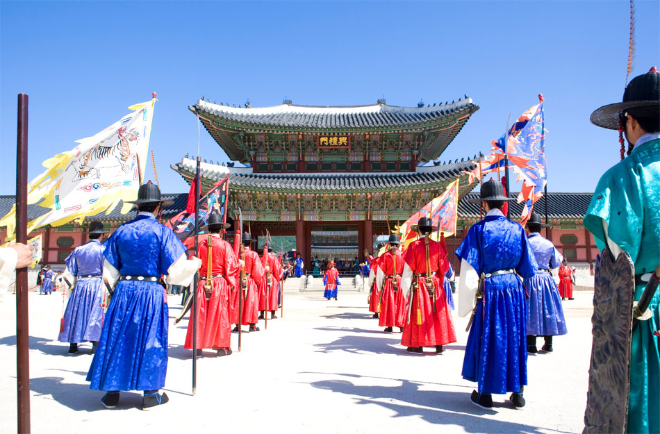 Following BTS to Traditional Places : VISITKOREA