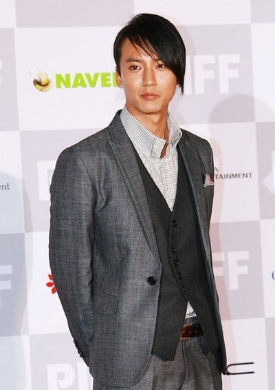 Kim Nam-gil (김남길)