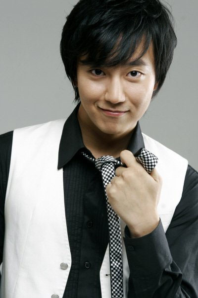 Kim Nam-gil (김남길)