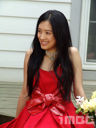 Jeong Ryeo-won (정려원)
