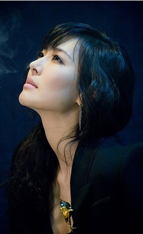 Kim So-Yeon (김소연)
