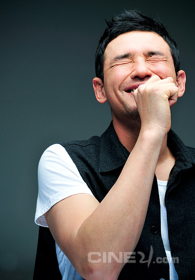 Hwang Jung-Min (황정민)