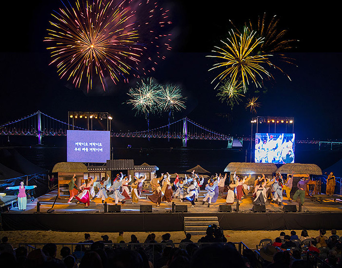 Visitkorea 観光スポット お祭り 公演 代表祭り 韓国観光公社公式サイト