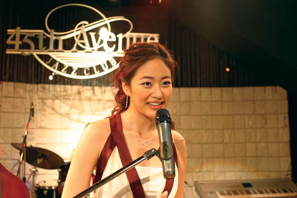 Kim Hyo-Jin (김효진)