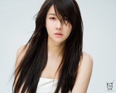 E.JIAH (이지아)