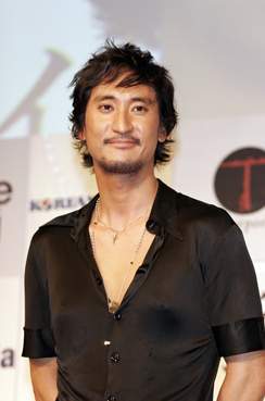 Shin Hyeon-Joon (신현준)