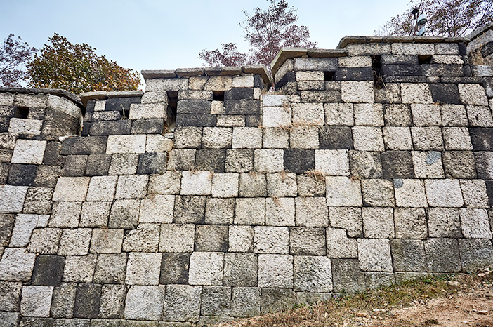 Chemin de randonnée du mont Baegaksan (aut : Murailles de Séoul, Hanyangdoseong)