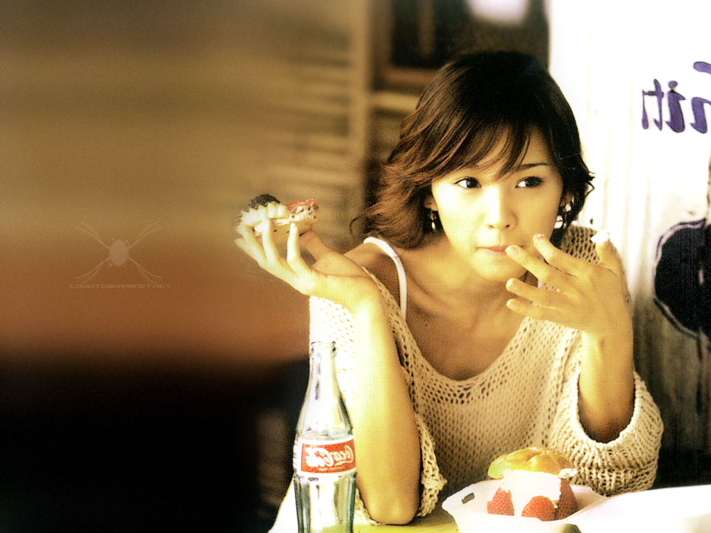Lee Hyo-Lee (이효리)