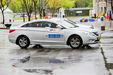 Standard Taxi (mid-sized, sedan)
