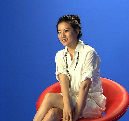 Lee Young-Ae (이영애)
