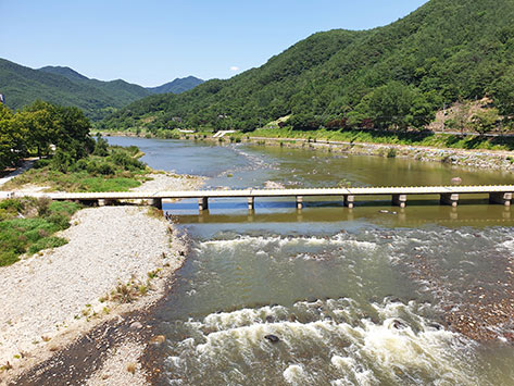 蟾津江(ソムジンガンン)