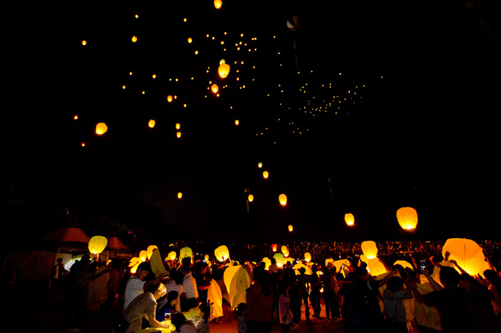 Lancer de lanternes au festival Banditbul de Muju (aut : Comité d’organisation du Festival Banditbul de Muju)