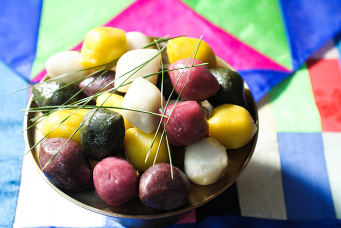 Songpyeon (oben) & Jeon und traditioneller Alkohol (unten)
