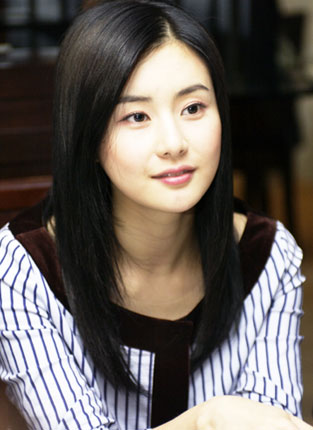Choe Jeong-Yun (최정윤) 