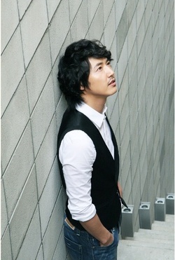 Yoon Sang-hyun (윤상현)