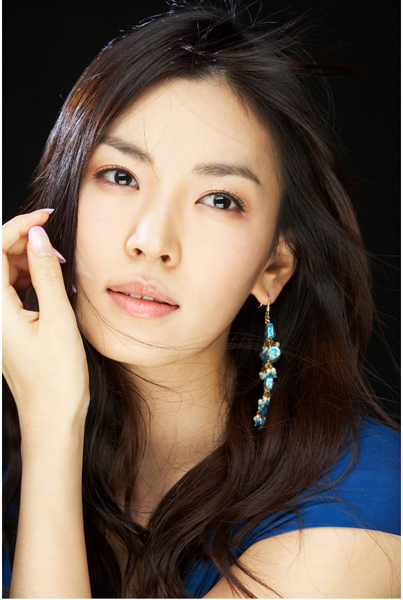 Kim So-Yeon (김소연)