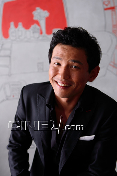 Hwang Jung-Min (황정민)
