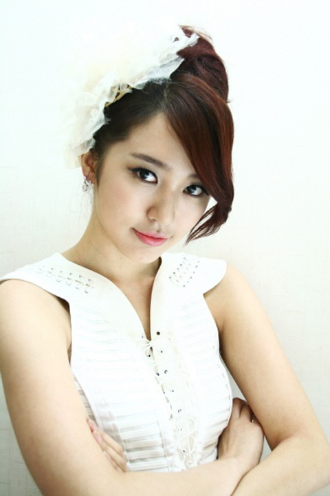 Yoon Eun-Hye (윤은혜)