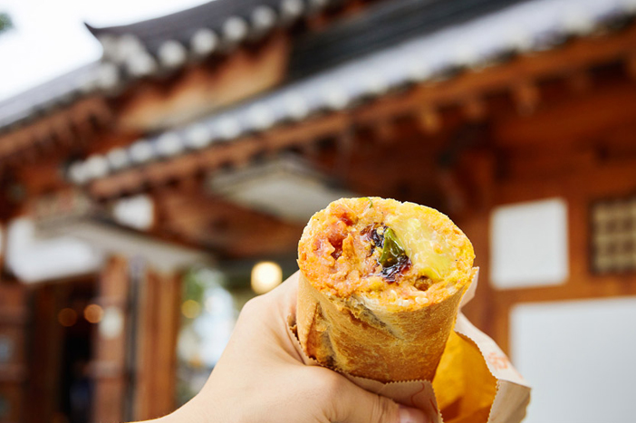Straßengerichte im Hanok-Dorf Jeonju