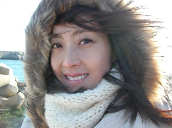 Song Yun-A (송윤아)