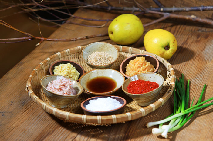 Préparation du kimchi