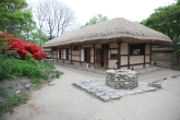 The Old Residence of Sin Jae-hyo in Gochang