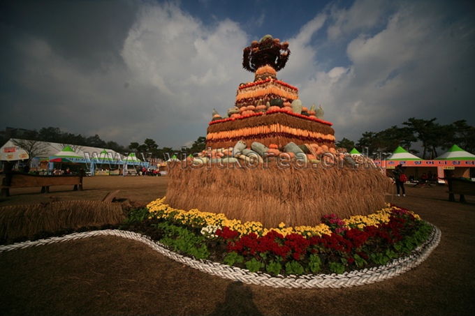 Eco-friendly agricultural products pagoda