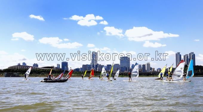 Windsurfing 