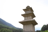 Three storied stone pagoda in Giseong-dong