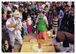 Gyeongju Liquor and Rice Cake Festival 