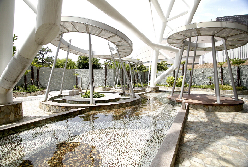 汗蒸温泉乐园 image 1