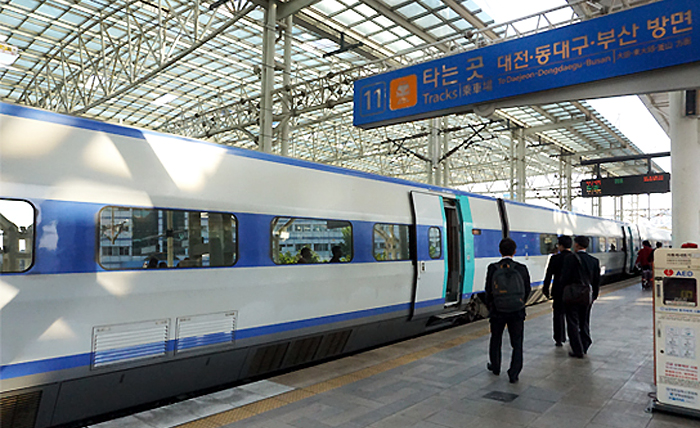 韓国高速鉄道(KTX)