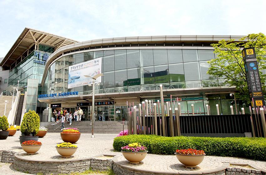 Внешний вид городского терминала аэропорта на станции «Сеульский вокзал» (Источник: AREX)