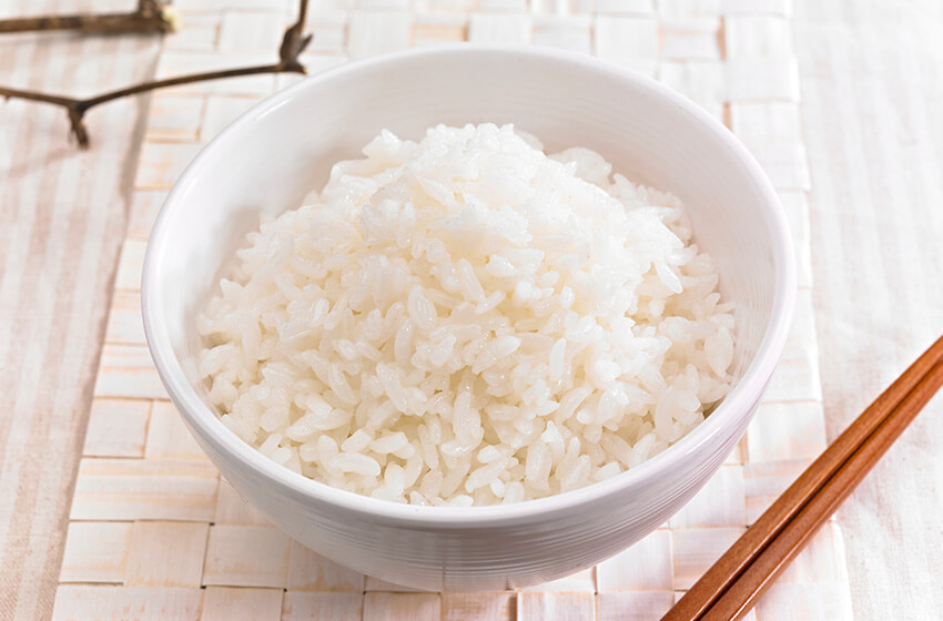 Bap (arroz hervido) y Juk (gachas) El arroz hervido