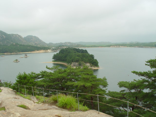 삼일포장군대