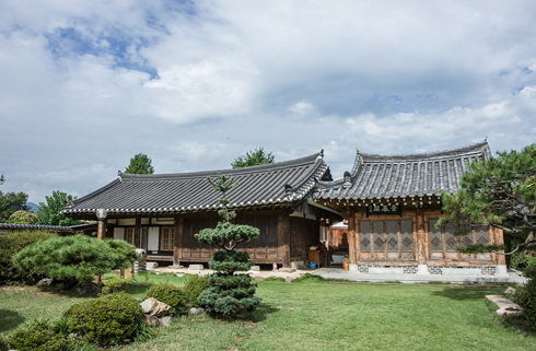 경주 충의당 전경 