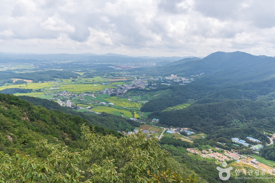 배방산