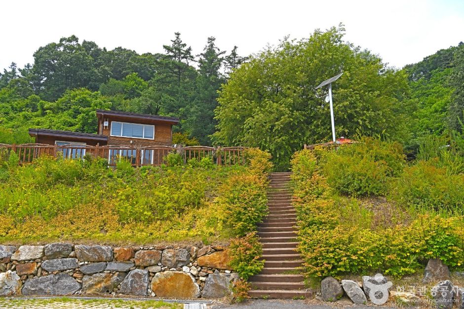 生居鎮川自然休養林