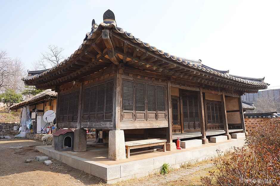 평택_안재홍생가 (2).jpg