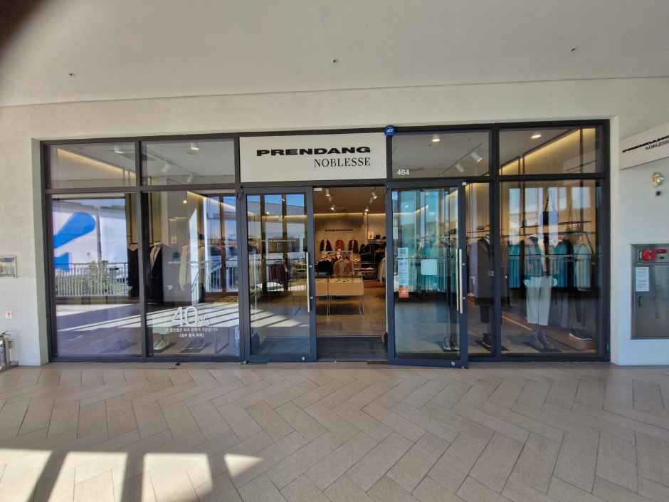 Printemps 现代高级奥特莱斯 金浦店