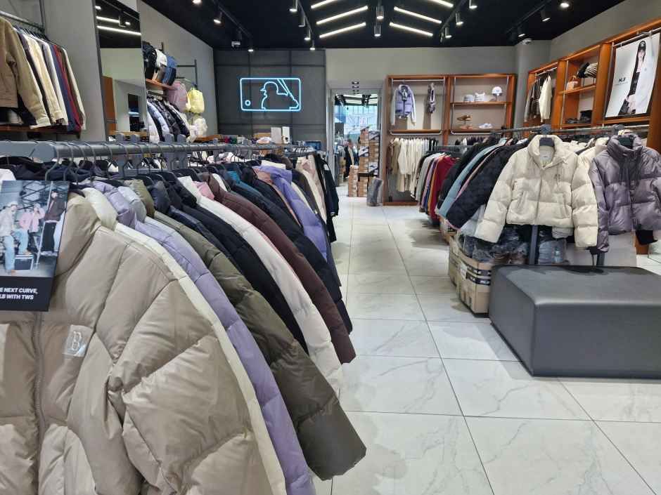 [事後免税店]MLB・アンサンシファ（安山始華）店(MLB 안산시화점)