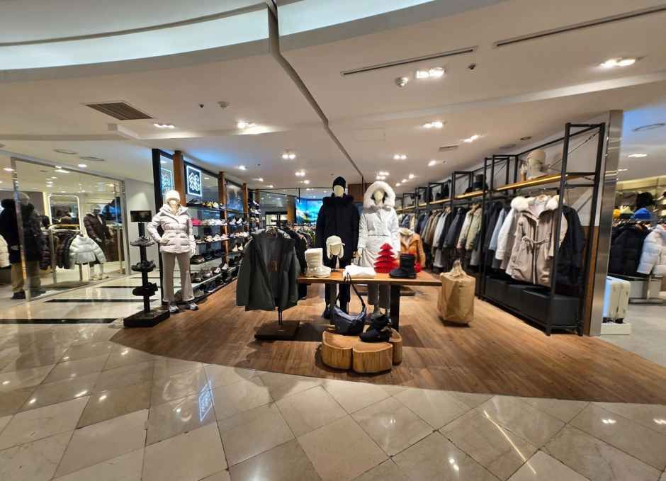 Kolon Sport 乐天百货蚕室店